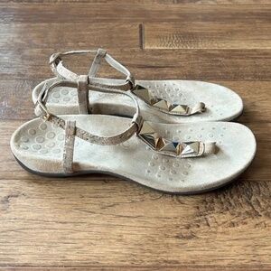 Vionic Nala T-Strap Sandal Studded Toe Post Orthotic Comfort Tan Cork Size 9